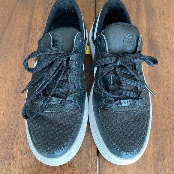 Women's Nike Court Vision Alta Leather Platform Sneakers - Picture 7 of 8